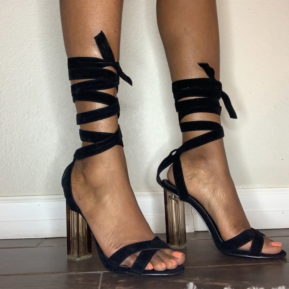 Tie up heels